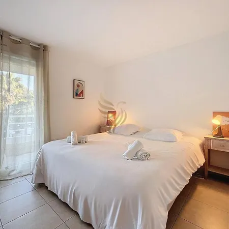 4 P, Sea View, Terraces, Swimming Pool, A/c *