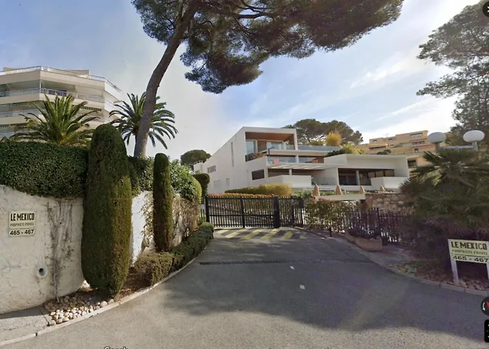 4 P, Sea View, Terraces, Swimming Pool, A/c アパート *